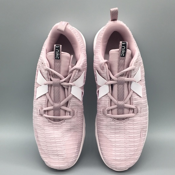 WMNS NIKE RENEW ARENA - Picture 2 of 8